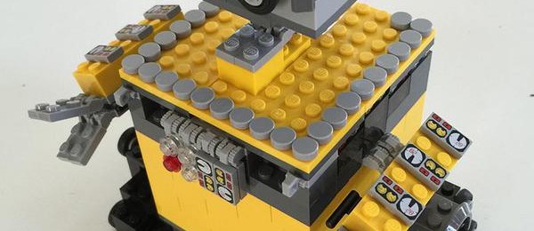Had a blast building a custom #LEGO WALL-E for my… Had a blast building a custom #LEGO WALL-E for my…